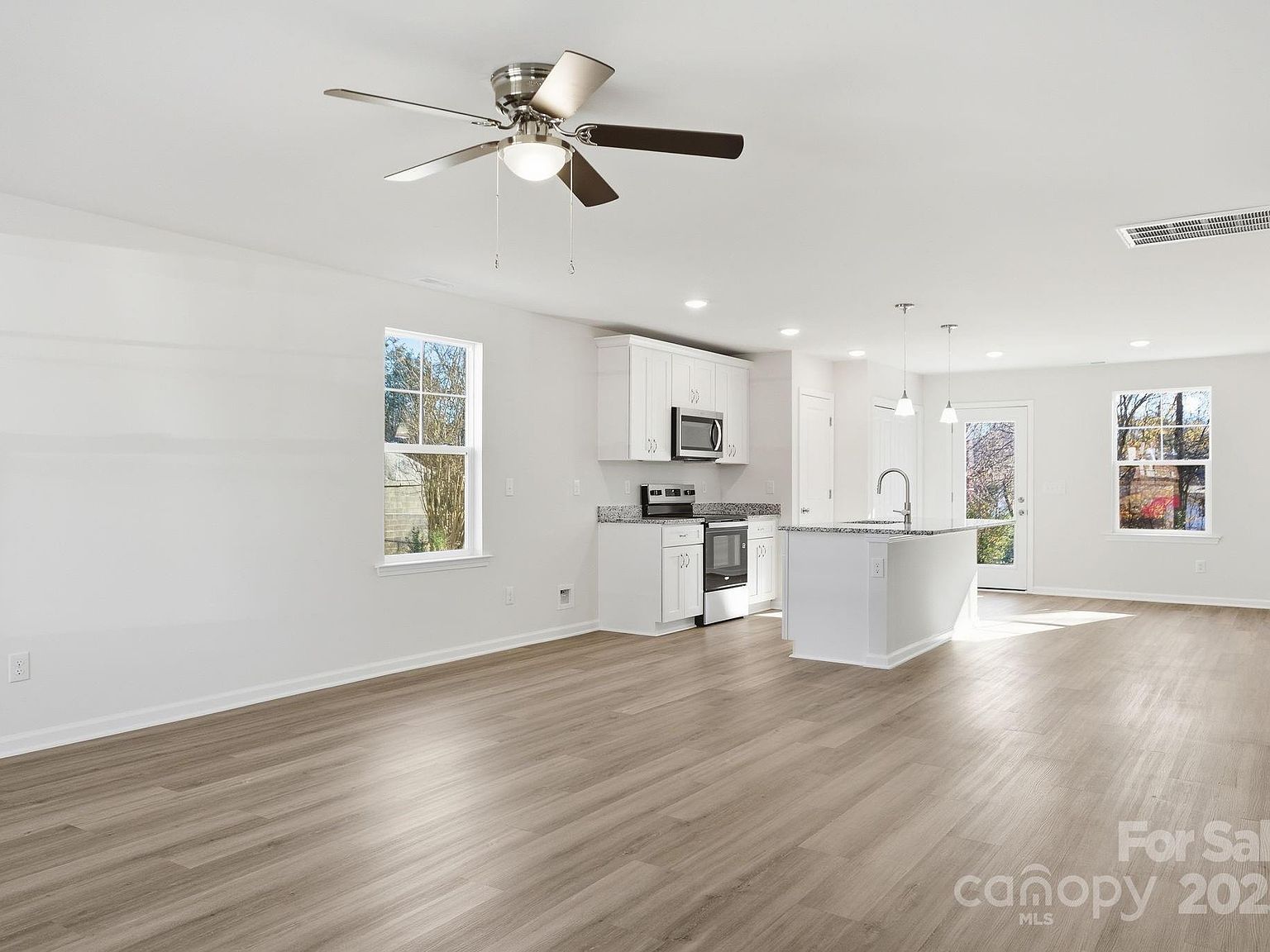 1013 Locke St Salisbury, NC 28144 - Thumbnail 5