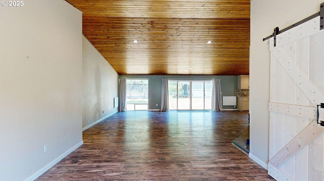 94345 Orchard Ln Gold Beach, OR 97444 - Thumbnail 5