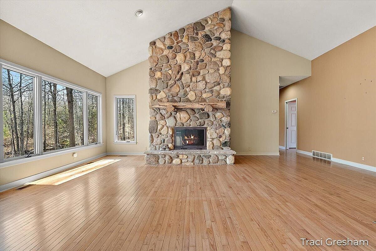 4960 S Hilton Park Rd Fruitport, MI 49415 - Thumbnail 5