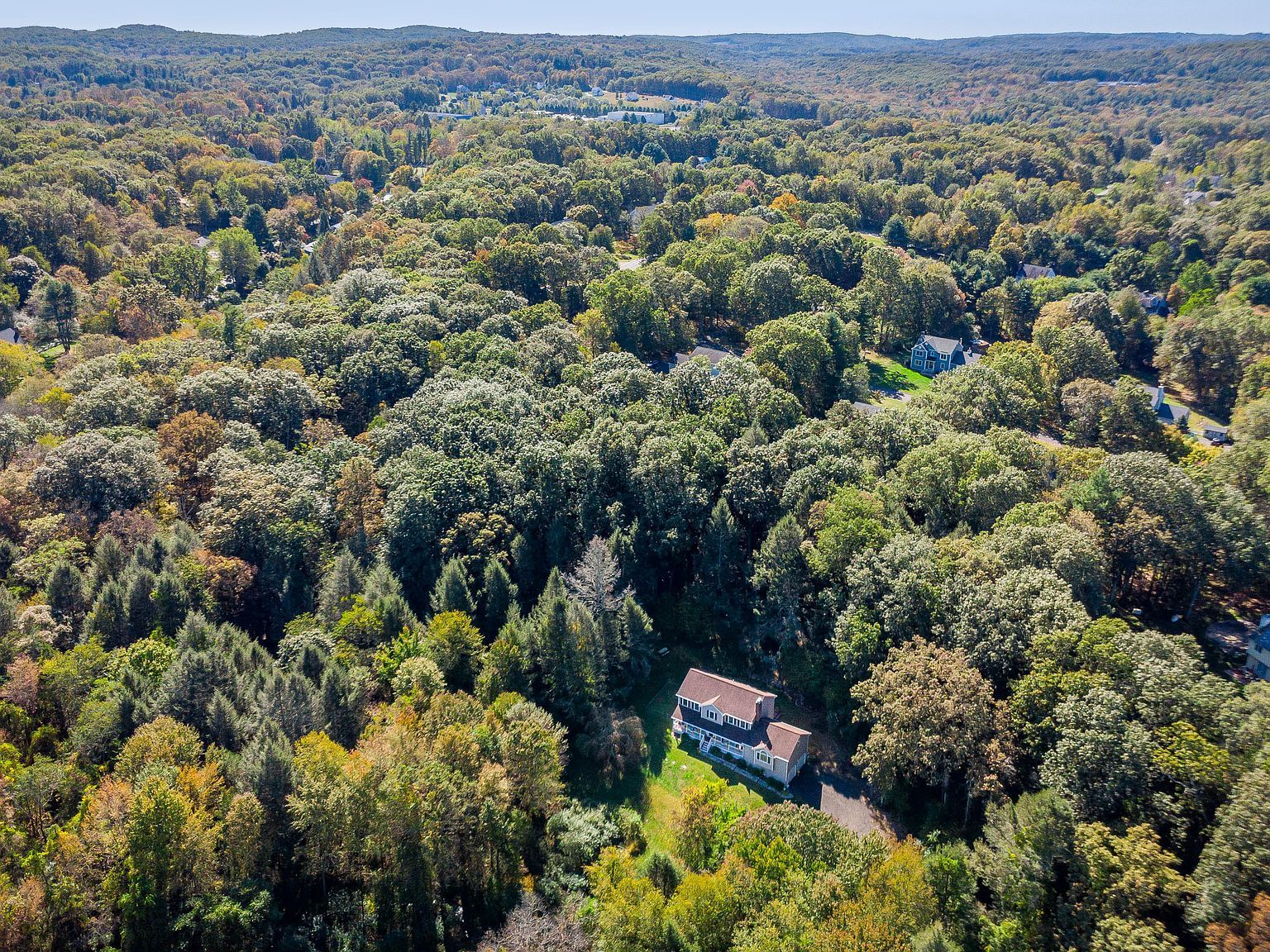 27 Pole Bridge Rd Sandy Hook, CT 06482 - Thumbnail 5