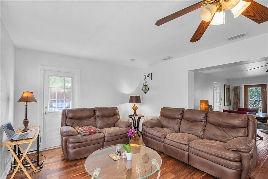 1700 74th Ave N Saint Petersburg, FL 33702 - Thumbnail 5