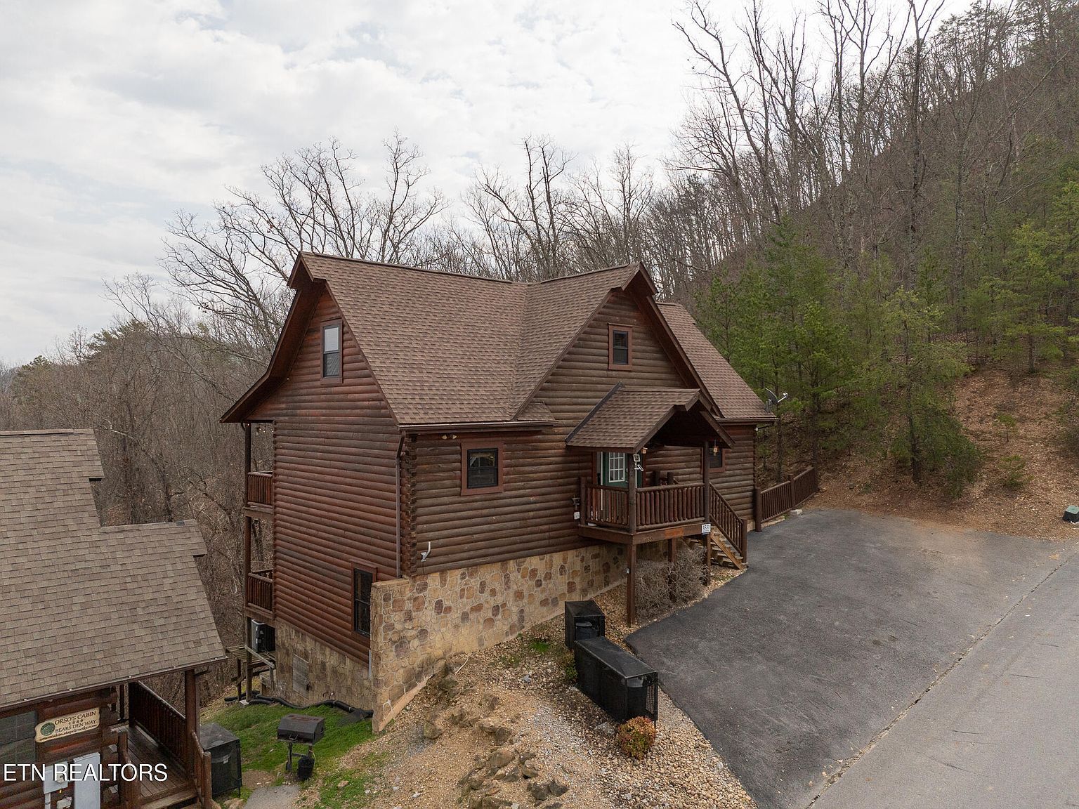 1551 Bears Den Way Sevierville, TN 37876 - Thumbnail 5