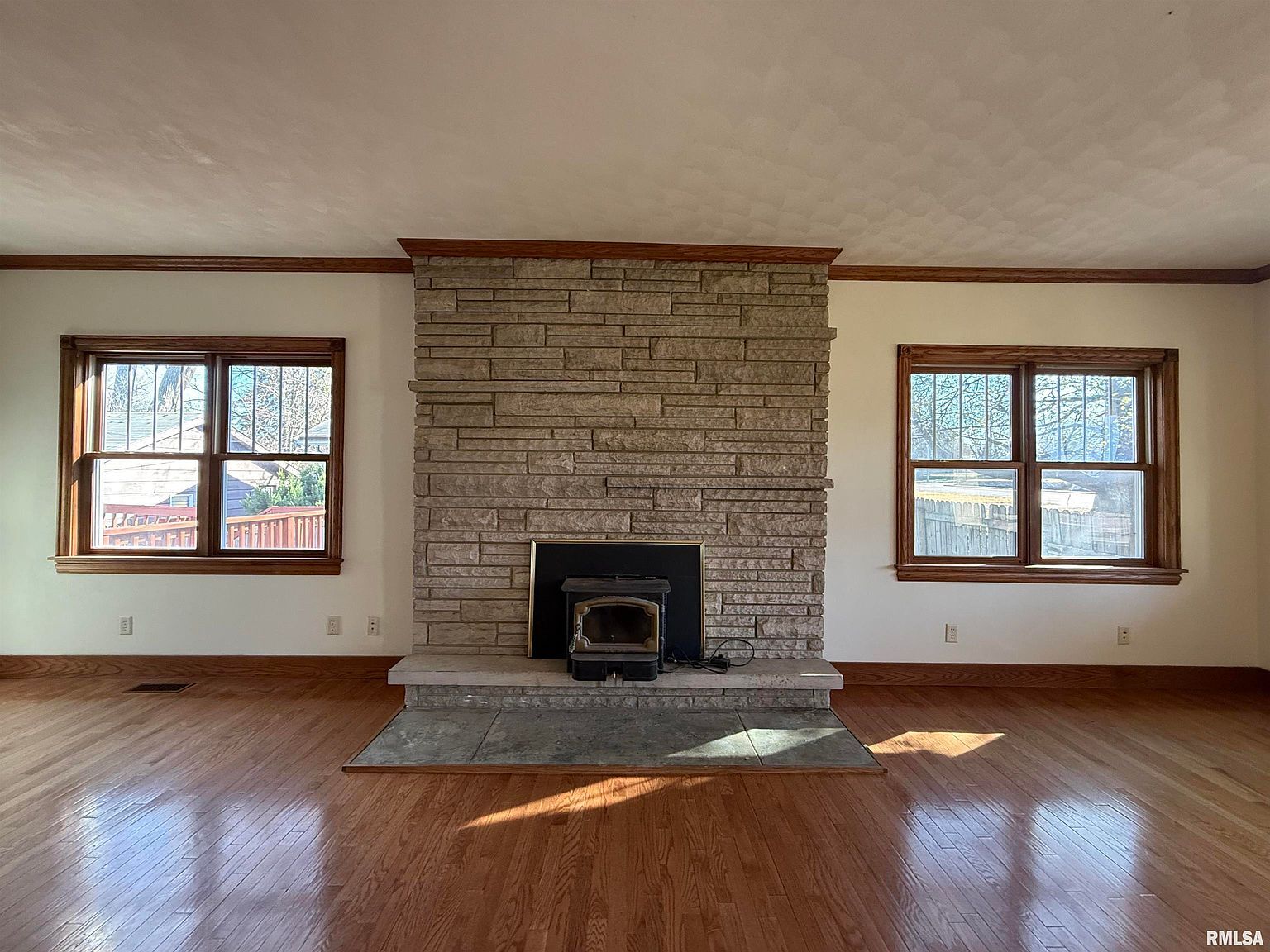 4236 N Prospect Rd Peoria, IL 61614 - Thumbnail 5