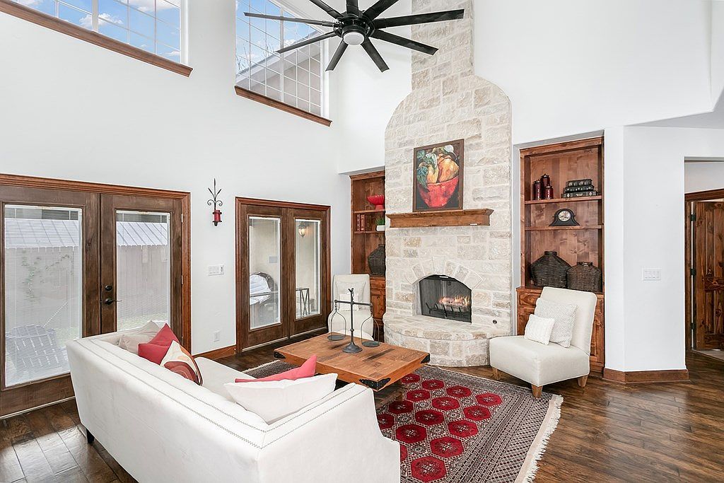 201 N Cherry St Fredericksburg, TX 78624 - Thumbnail 5