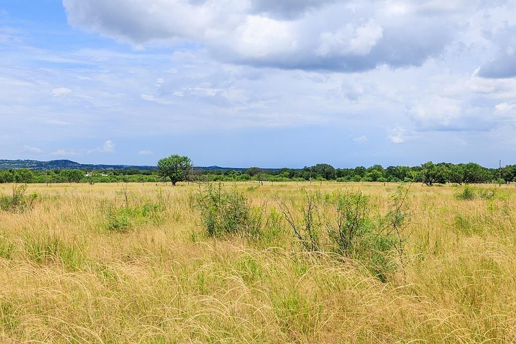 10 Harvest Hills Ln Fredericksburg, TX 78624 - Thumbnail 5