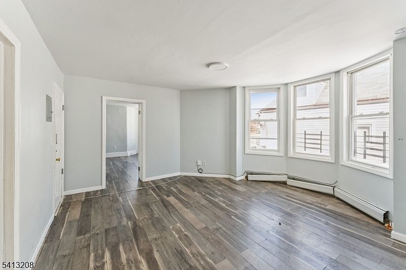 194-196 Smith St Newark, NJ 07106 - Thumbnail 5