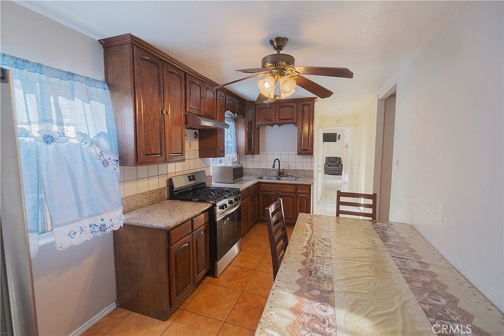 2534 E 127th St Compton, CA 90222 - Thumbnail 5