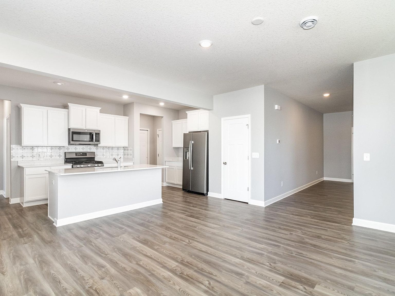 11424 80th St NE Otsego, MN 55330 - Thumbnail 5