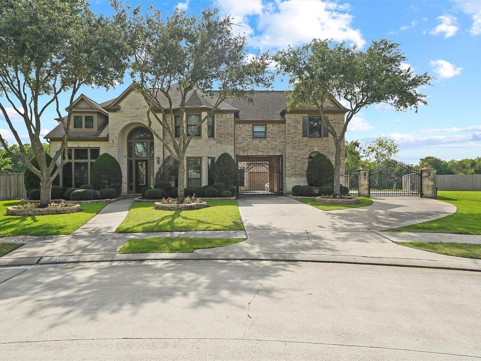 3100 Richard Ln Friendswood, TX 77546 - Thumbnail 5