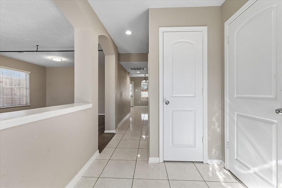 16218 Bunker Ridge Rd Houston, TX 77053 - Thumbnail 5