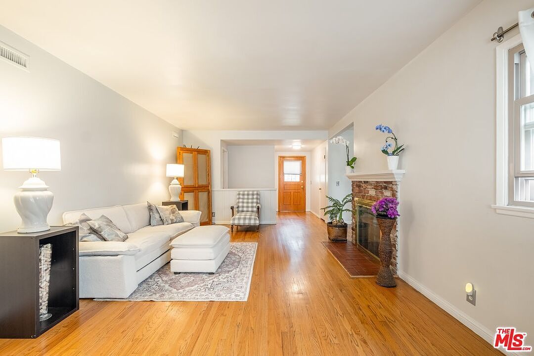 10725 S 8th Ave Inglewood, CA 90303 - Thumbnail 5