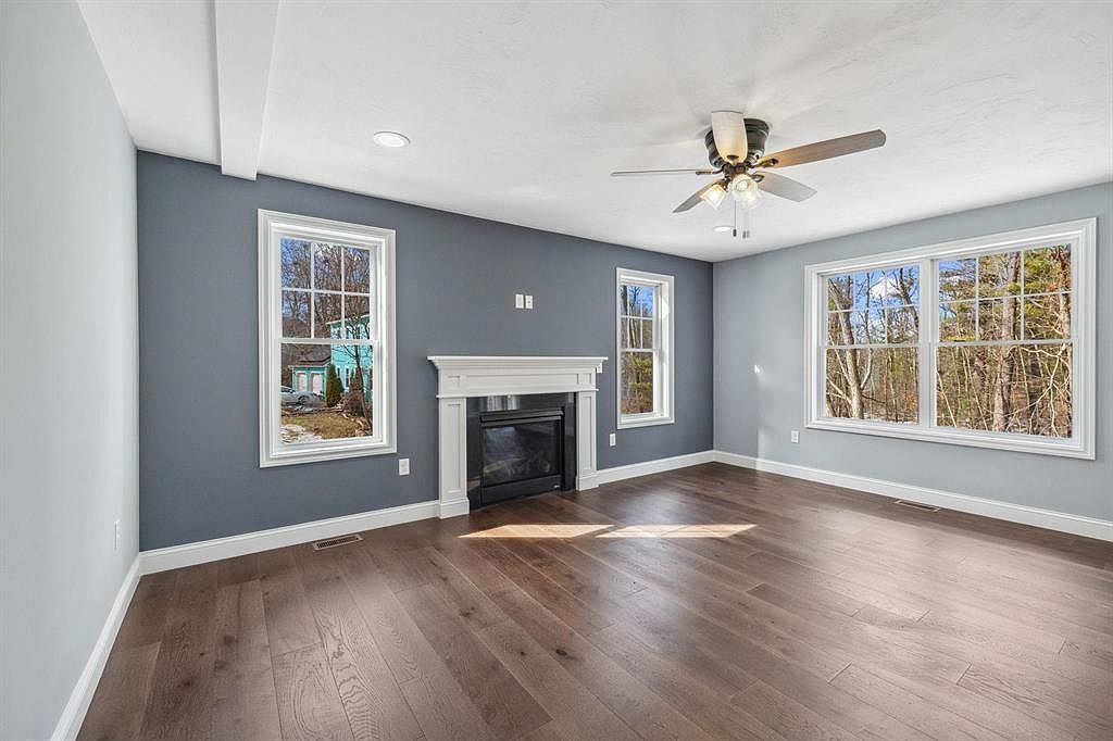 3 Kirk St Nashua, NH 03064 - Thumbnail 5