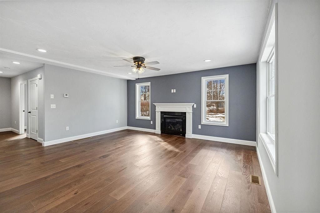 7 Buker St Nashua, NH 03064 - Thumbnail 5