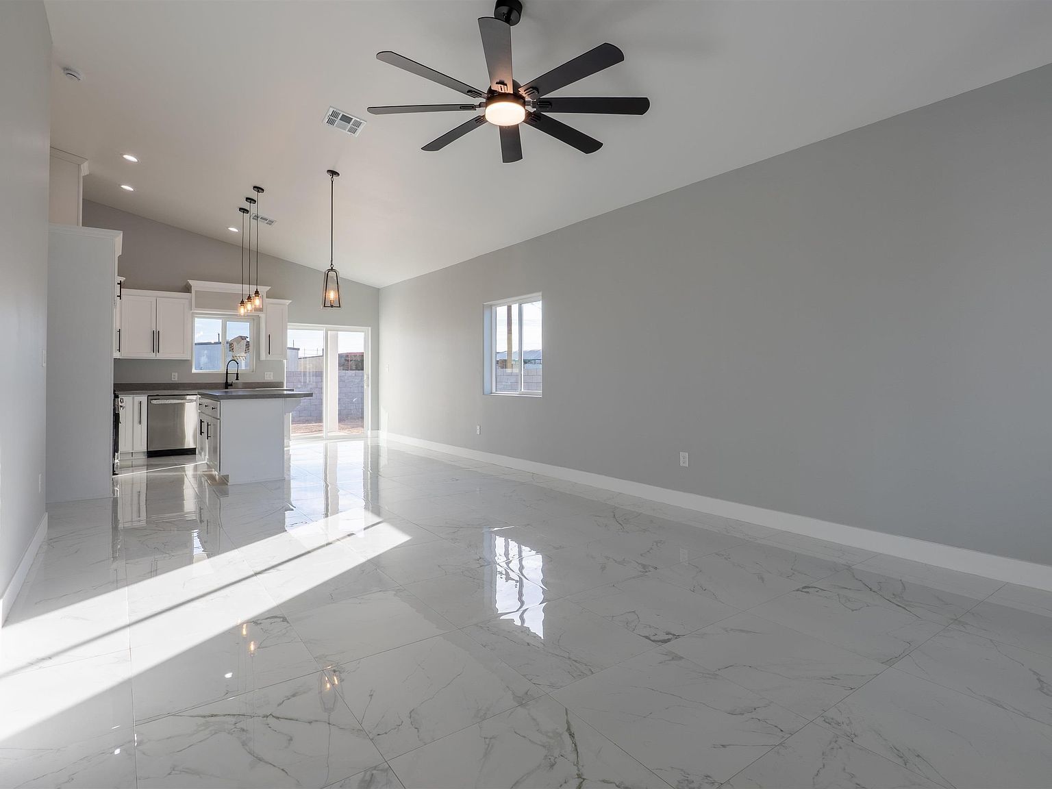 2241 E 15th St Yuma, AZ 85365 - Thumbnail 5