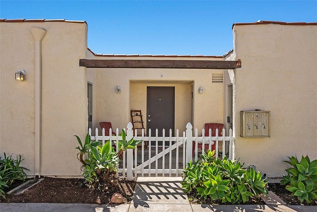 2006 California St Huntington Beach, CA 92648 - Thumbnail 5