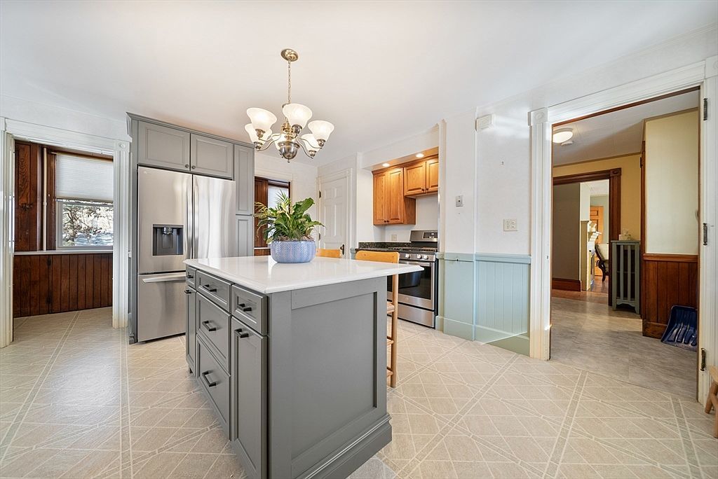 143 Summer St Fitchburg, MA 01420 - Thumbnail 5