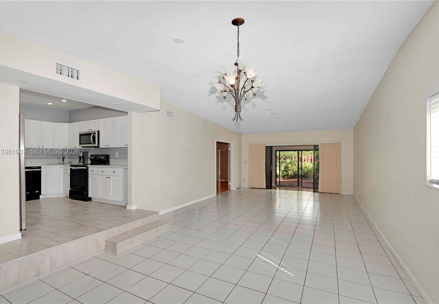 11721 SW 112th Ter Miami, FL 33186 - Thumbnail 5