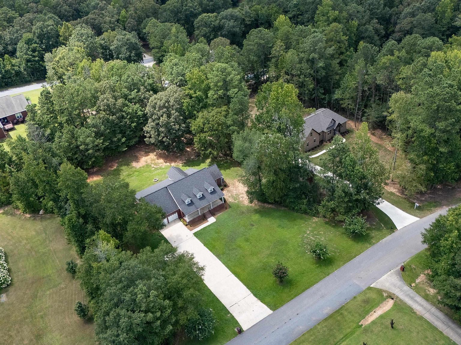 433 Eagle Pointe Dr Pell City, AL 35128 - Thumbnail 5