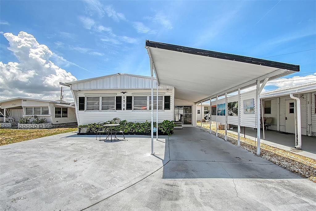 1716 Indiana Ave Bradenton, FL 34207 - Thumbnail 5