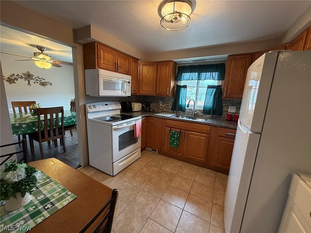 6482 State Rd APT E16 Parma, OH 44134 - Thumbnail 5