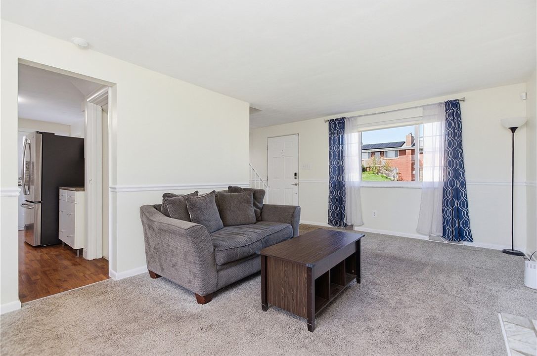 343 Rockfield Rd Pittsburgh, PA 15243 - Thumbnail 5