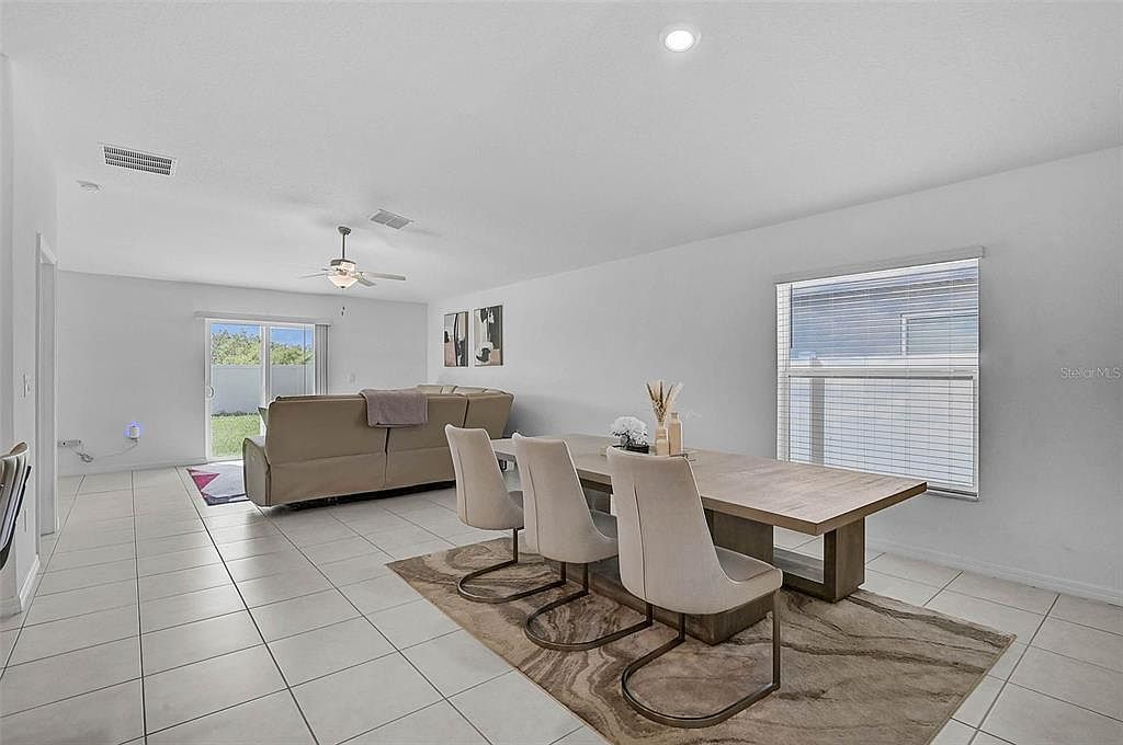 5472 Blue Azure Dr Wimauma, FL 33598 - Thumbnail 5