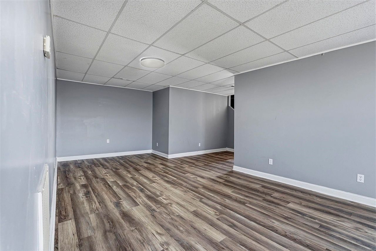 1215 & 1215A N Dixie Hwy Cave City, KY 42127 - Thumbnail 5