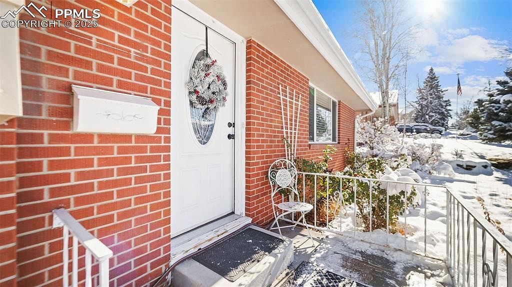 2321 Monteagle St Colorado Springs, CO 80909 - Thumbnail 5