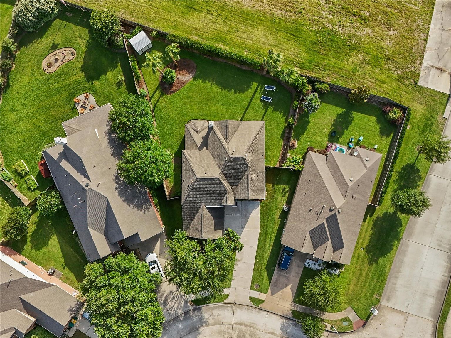 617 Forest Vlg La Marque, TX 77568 - Thumbnail 5