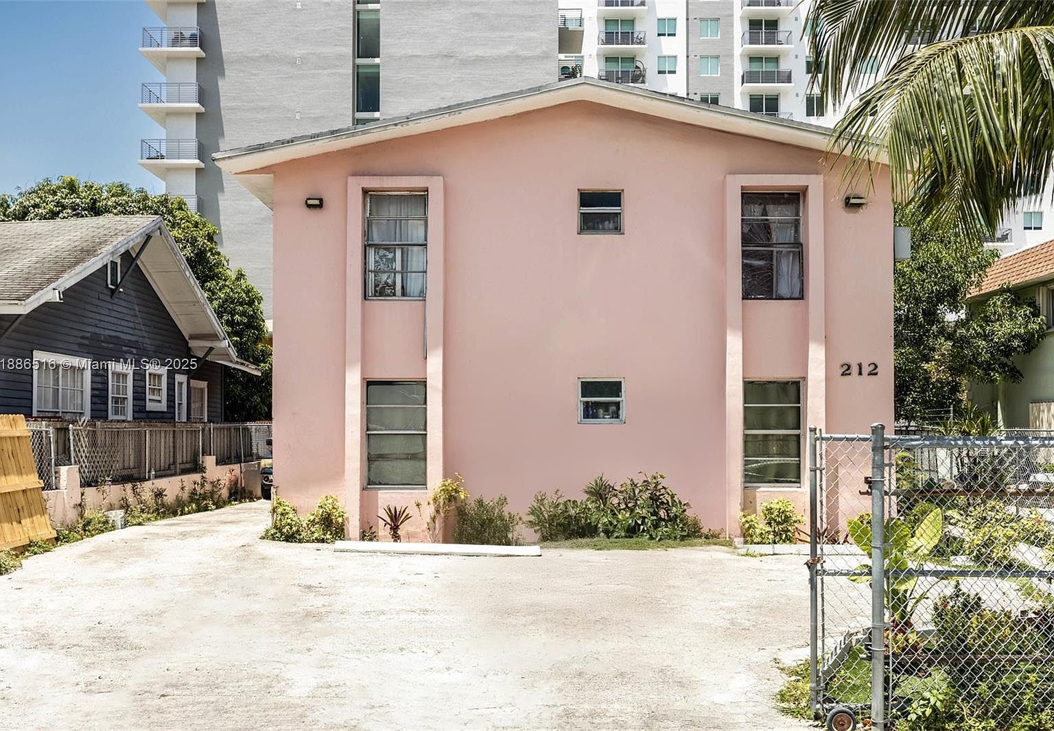 212 NW 7th Ave Miami, FL 33128 - Thumbnail 5