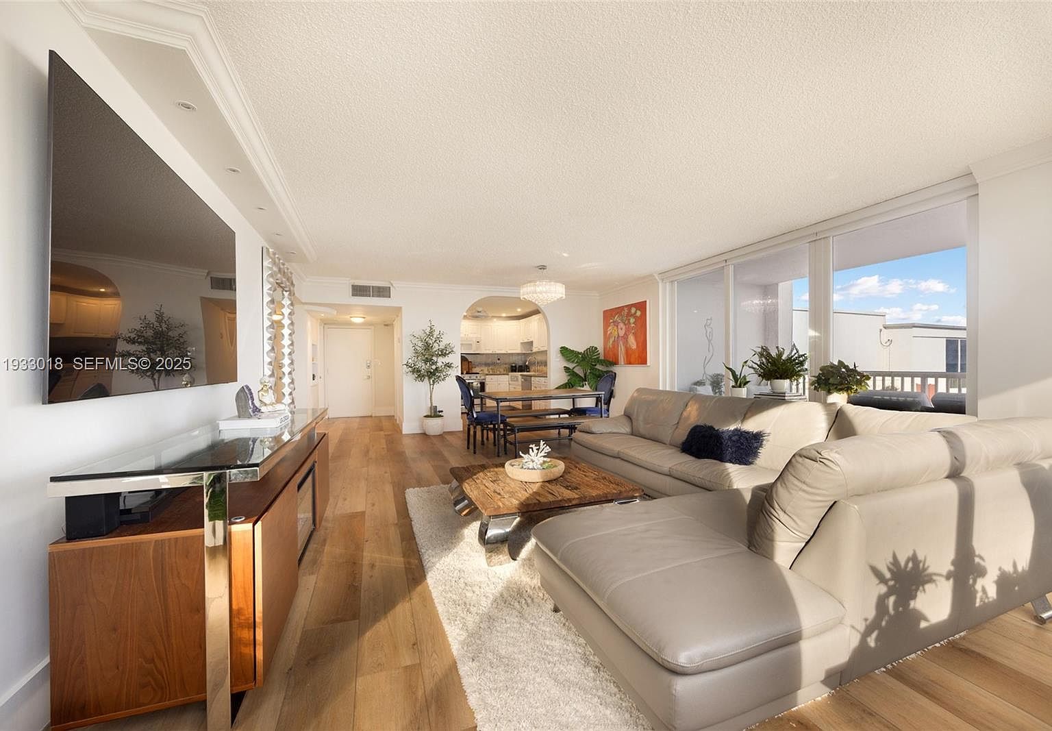 5401 Collins Ave APT 102 Miami Beach, FL 33140 - Thumbnail 5