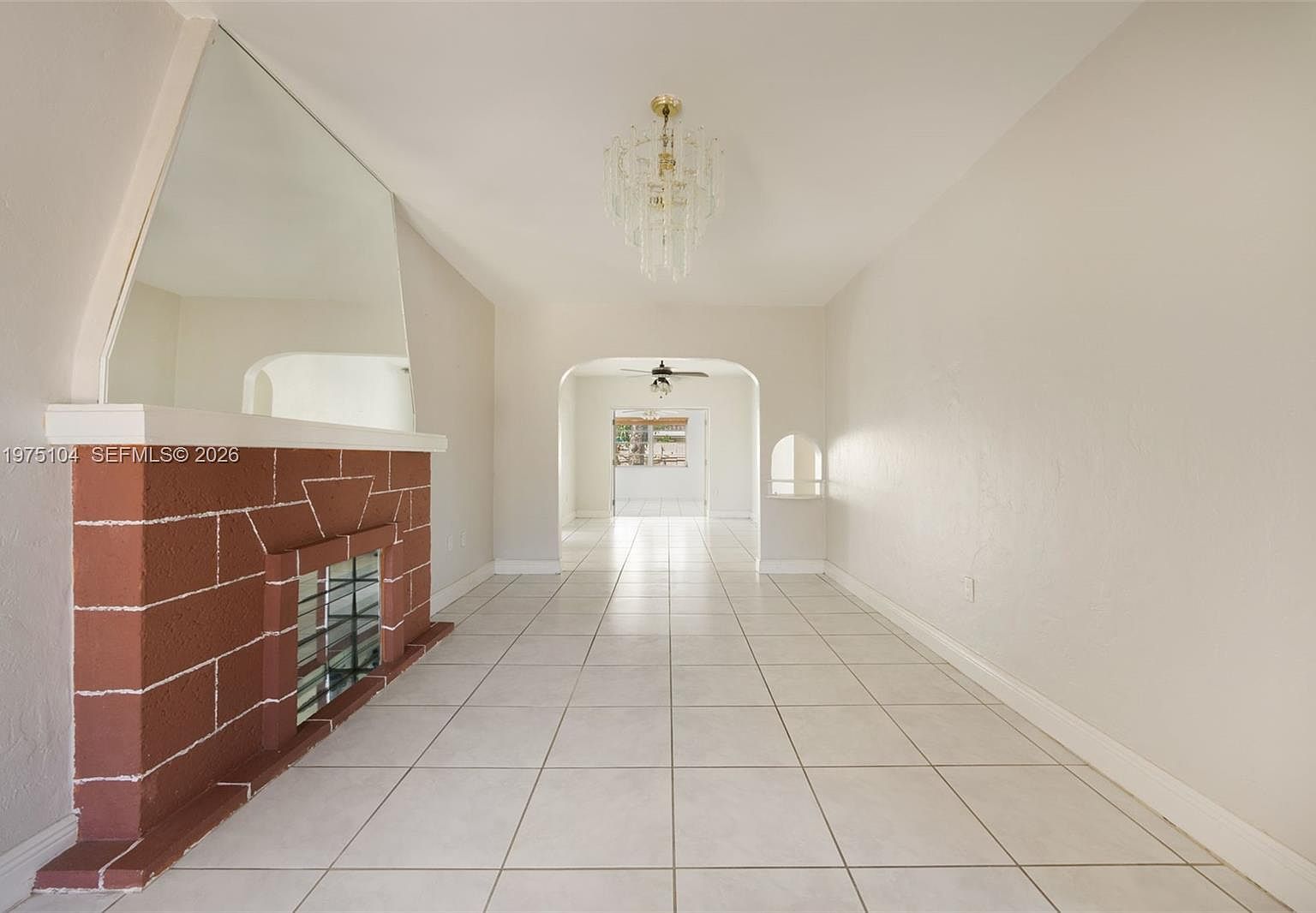 2367 SW 23rd Ter Miami, FL 33145 - Thumbnail 5