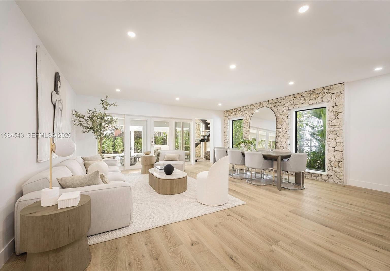 3090 Kirk St Miami, FL 33133 - Thumbnail 5