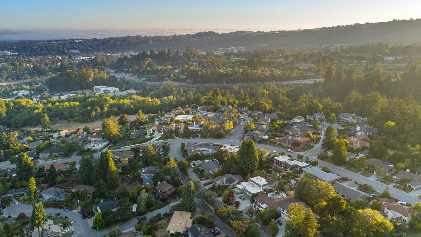 209 Calcita Dr Santa Cruz, CA 95060 - Thumbnail 5