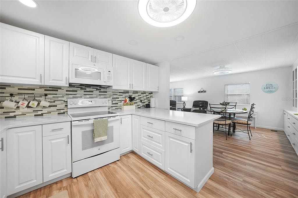 4300 Riverside Dr LOT 142 Punta Gorda, FL 33982 - Thumbnail 5