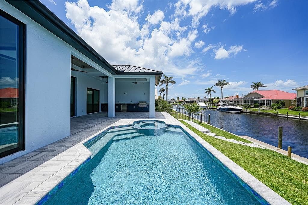 2815 Coral Way Punta Gorda, FL 33950 - Thumbnail 5