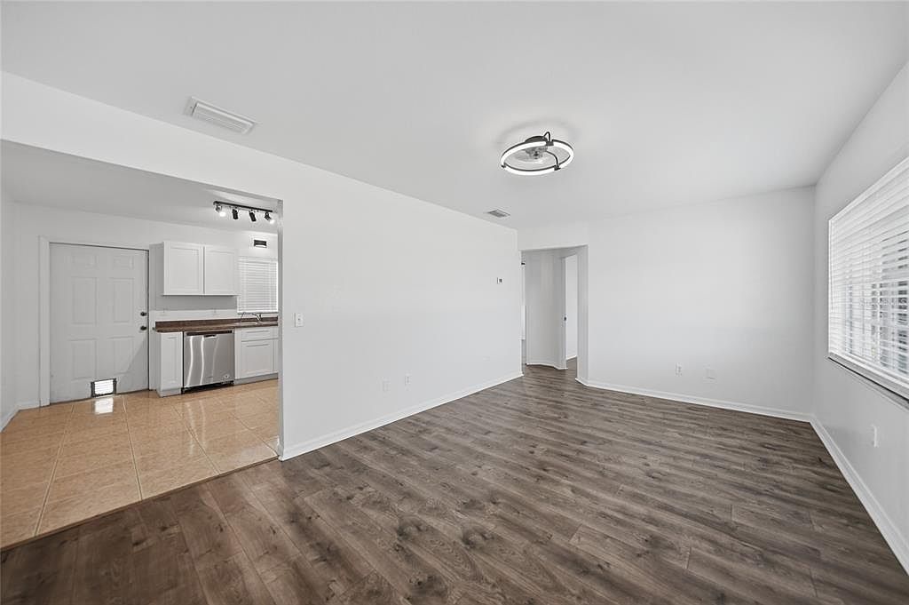 4729 Westwood Dr Punta Gorda, FL 33982 - Thumbnail 5