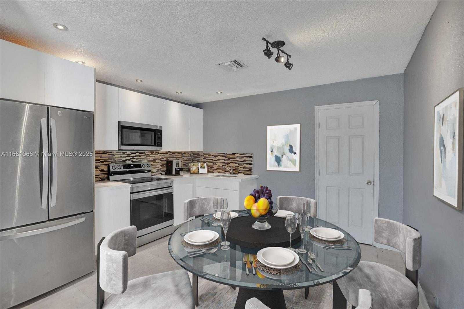 4577 NW 16th Terrace, Fort Lauderdale, FL, USA, 33309 - Thumbnail 5