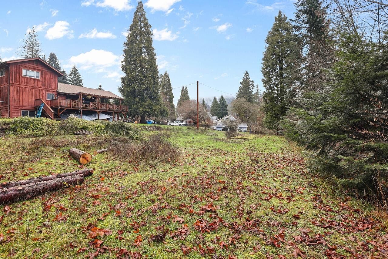 748 Willis Ave Glendale, OR 97442 - Thumbnail 5