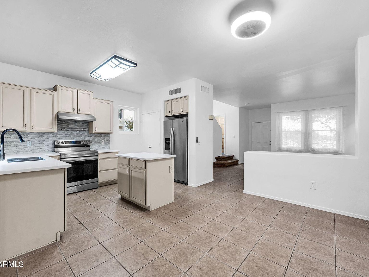 7245 S 41st Dr Phoenix, AZ 85041 - Thumbnail 5