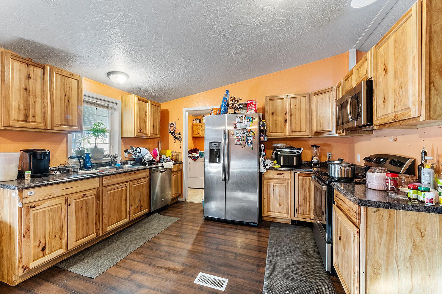 1570 S Peach St Space 67 Medford, OR 97501 - Thumbnail 5