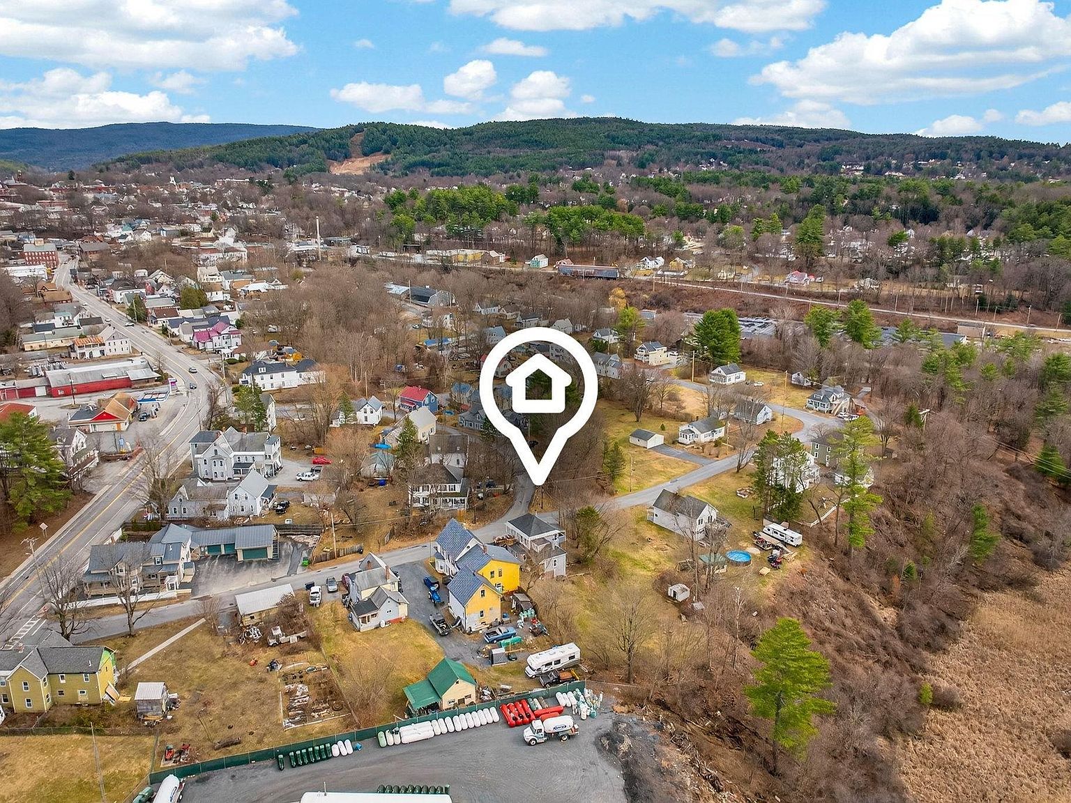 126 Lafayette St Claremont, NH 03743 - Thumbnail 5