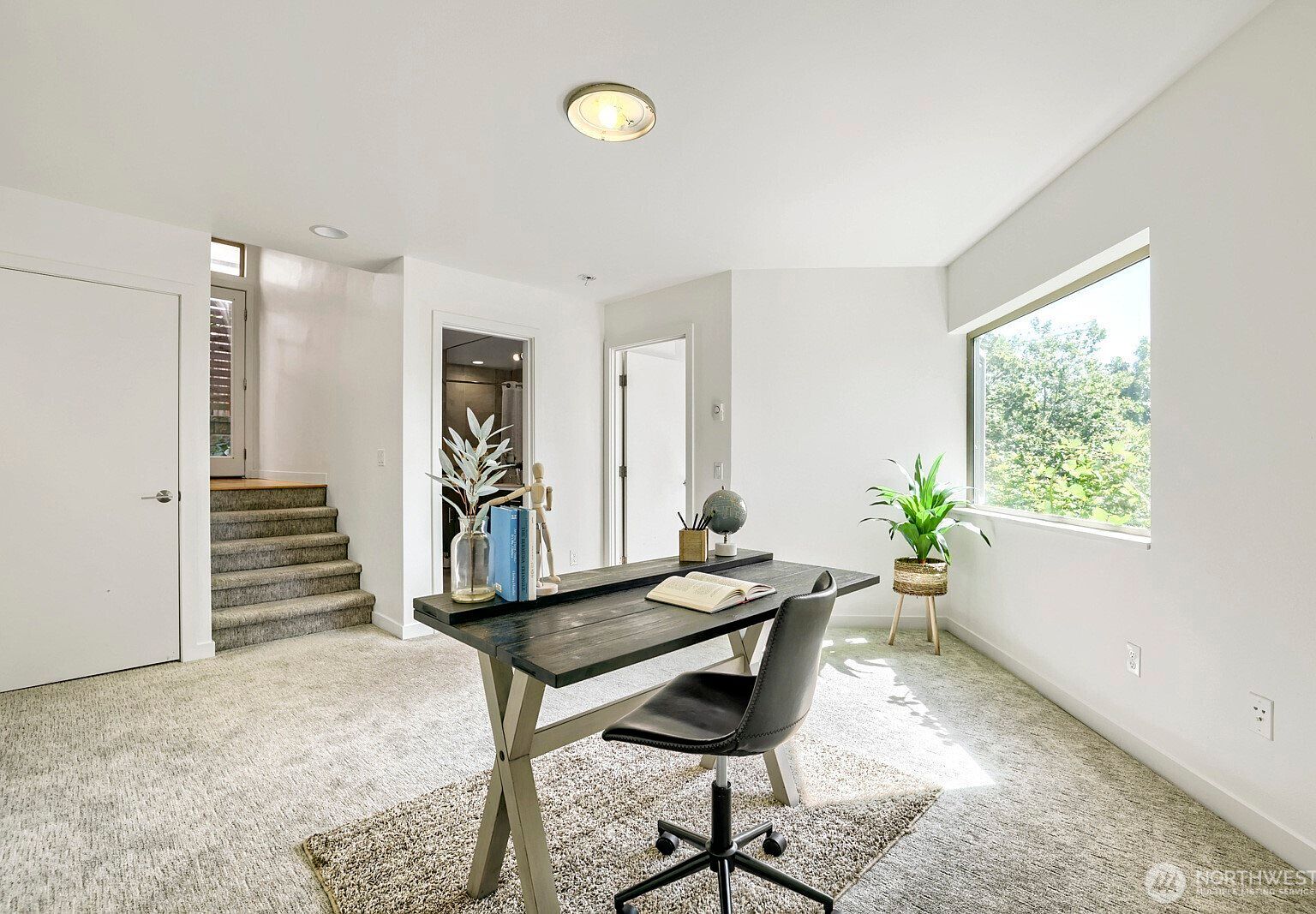 3812 Whitman Ave N Seattle, WA 98103 - Thumbnail 5