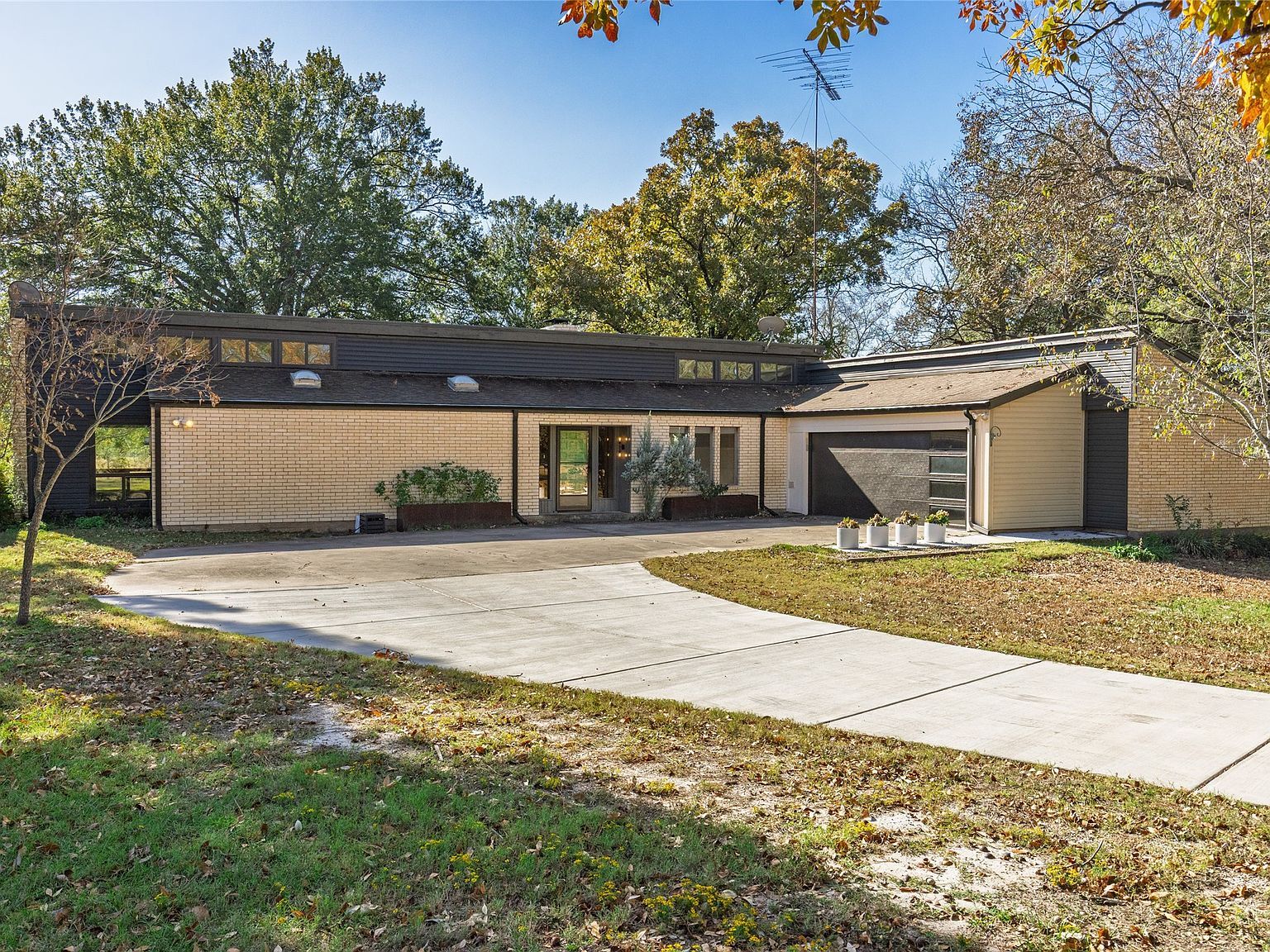 3092 Woodglen Dr Commerce, TX 75428 - Thumbnail 5