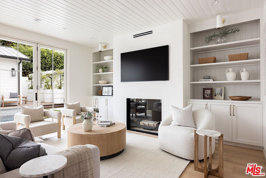 8363 Stewart Ave Los Angeles, CA 90045 - Thumbnail 5