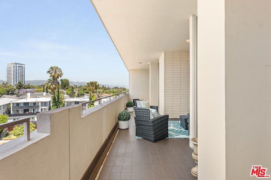 1333 S Beverly Glen Blvd APT 703 Los Angeles, CA 90024 - Thumbnail 5