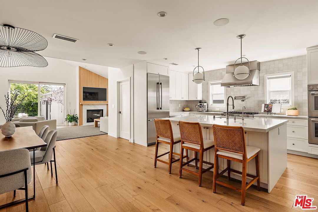 7316 El Manor Ave Los Angeles, CA 90045 - Thumbnail 5