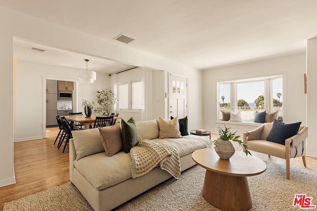 8044 Cowan Ave Los Angeles, CA 90045 - Thumbnail 5