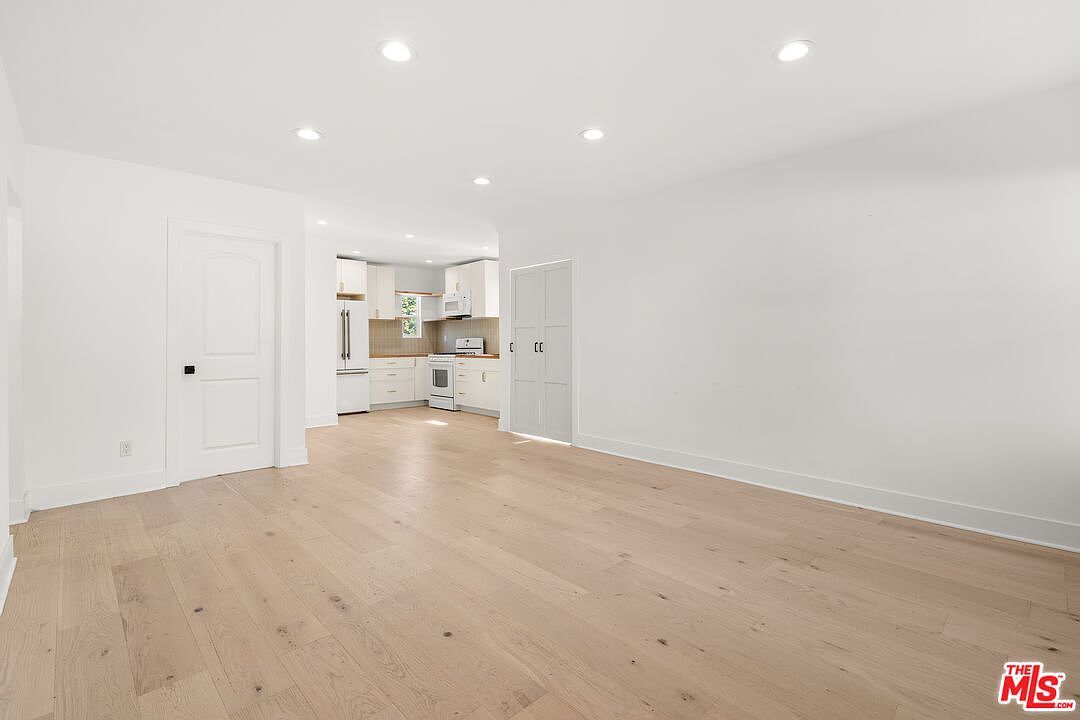 1401 Allison Ave Los Angeles, CA 90026 - Thumbnail 5