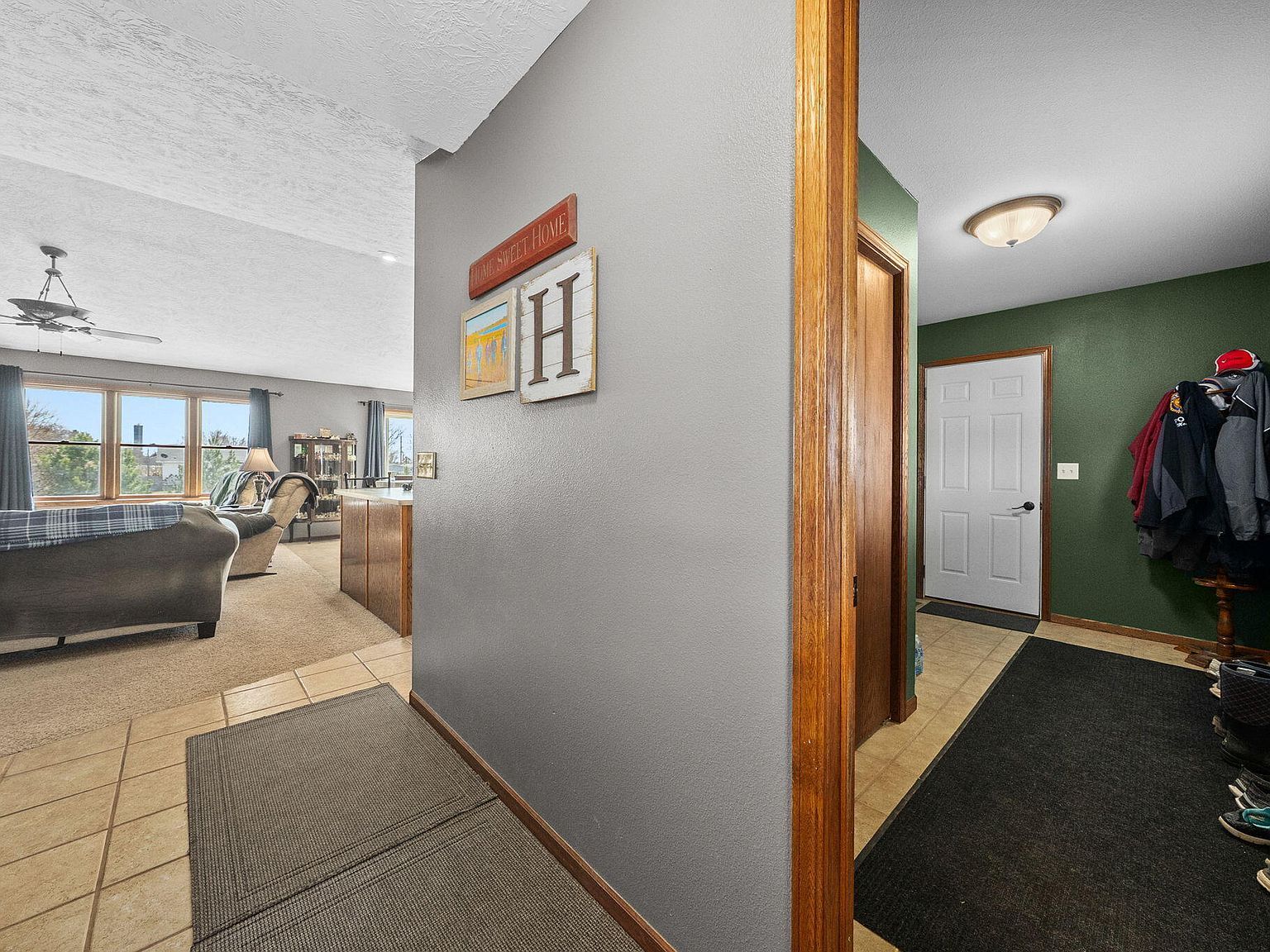 403 Meadowlark Ln Montrose, SD 57048 - Thumbnail 5